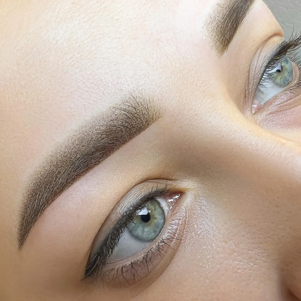 Ombre Brow cosmetic tattooing